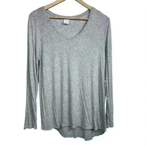 Time and Tru Tops - Time and Tru Gray Long Sleeve Maternity Top | Size Large